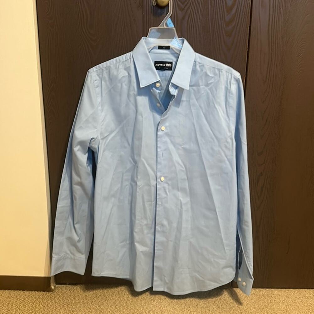 Express slim fit button down shirt- size M